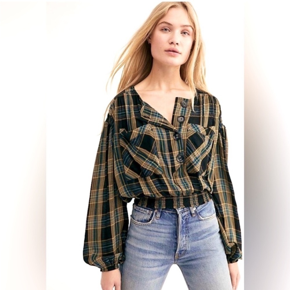 #119- FREE PEOPLE-It's The Good Life Cropped Plaid Flannel Top Size XS